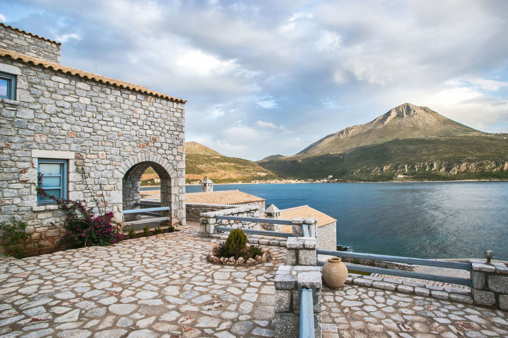 εn Plo Luxury 3*