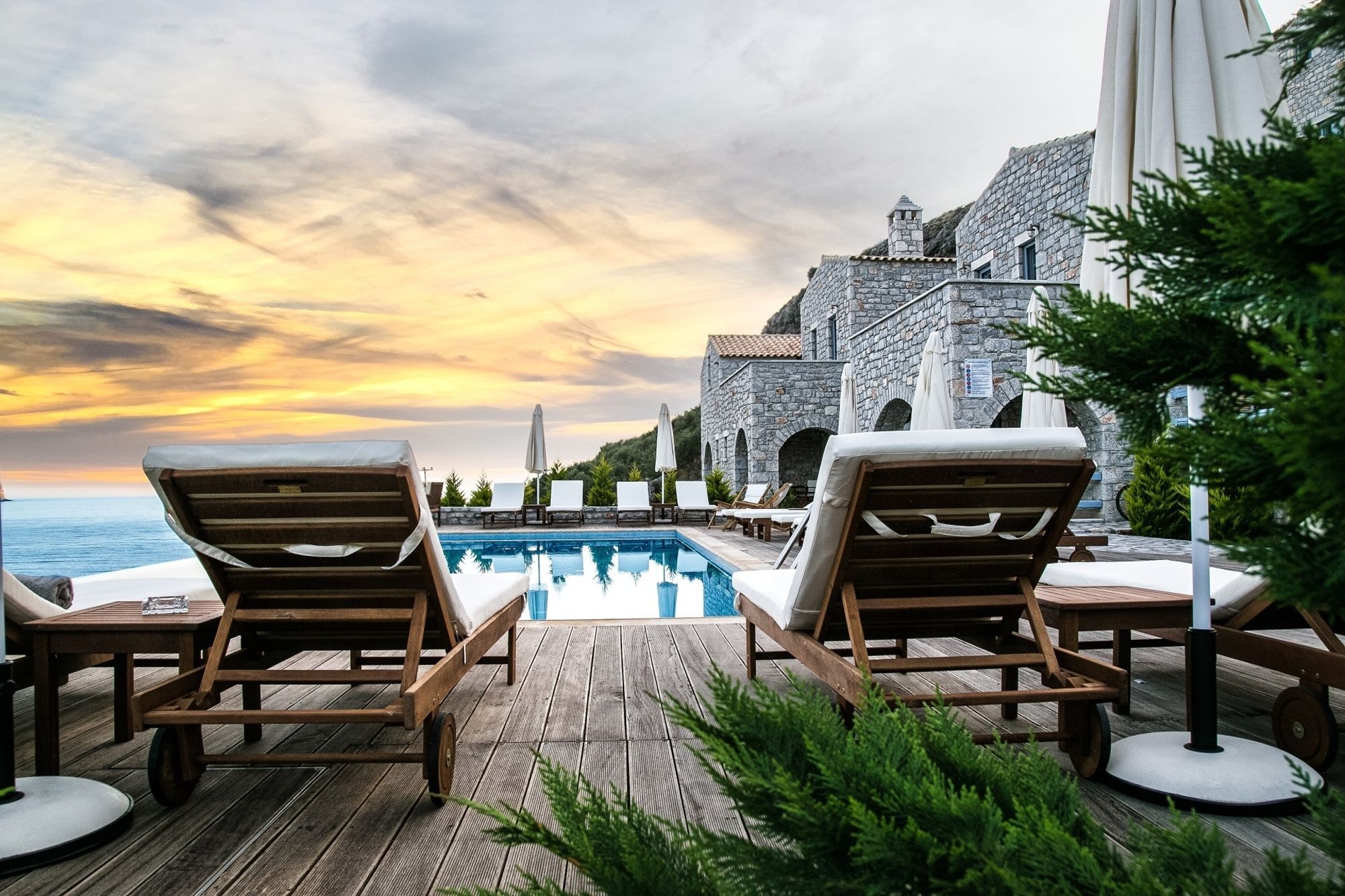 εn Plo Luxury 3*