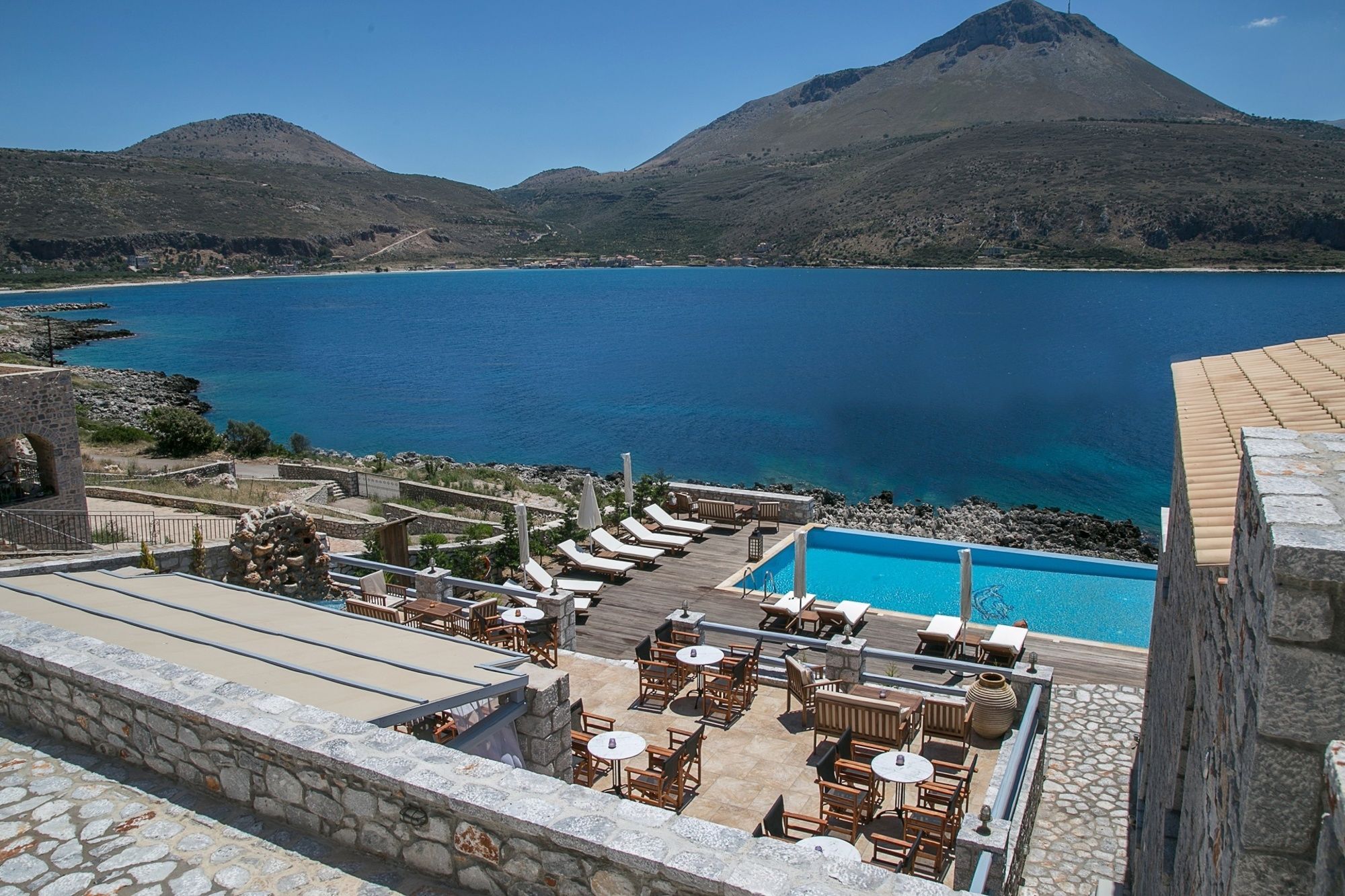 εn Plo Luxury 3* Karavostásion
